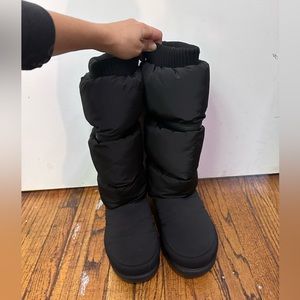 UGG Classic Maxi Ultra Tall Boot